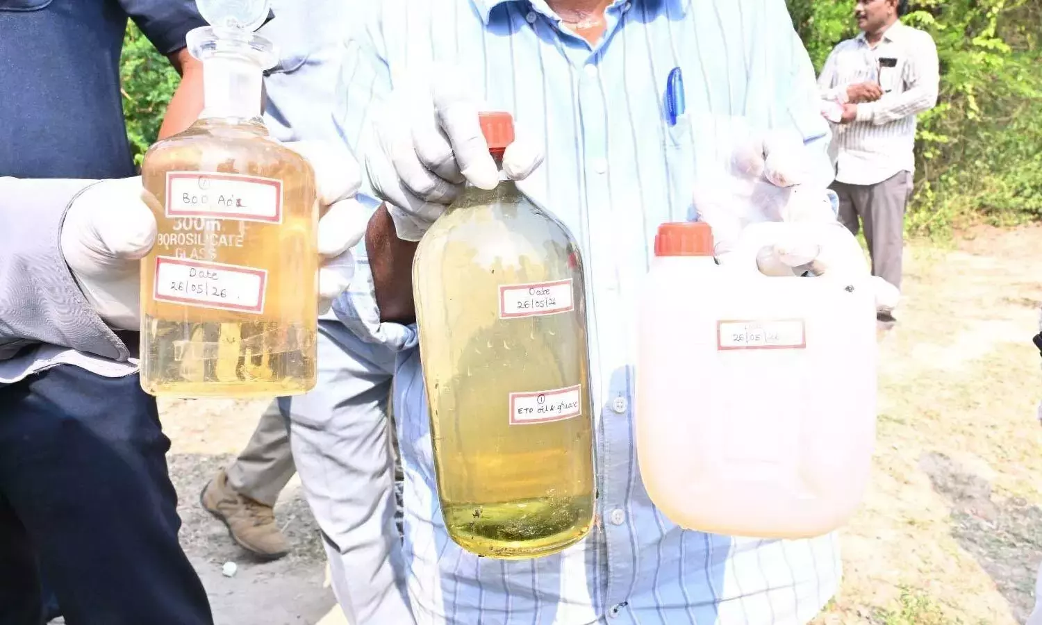 पवन ने गोदावरी प्रदूषण और 21 करोड़ रुपये के टैक्स बकाया को लेकर आंध्र पेपर को घेरा