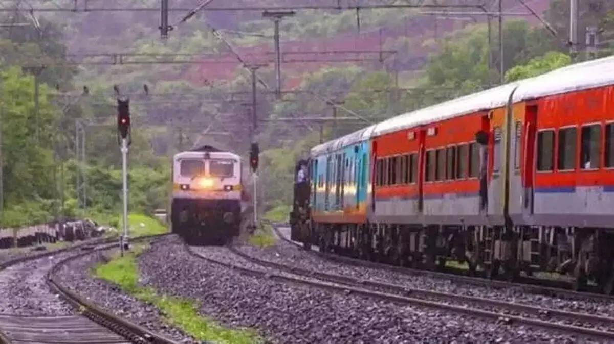 ट्रेन यात्रियों के लिए ज़रूरी ख़बर: केरल में कई ट्रेनों का रूट और समय बदला