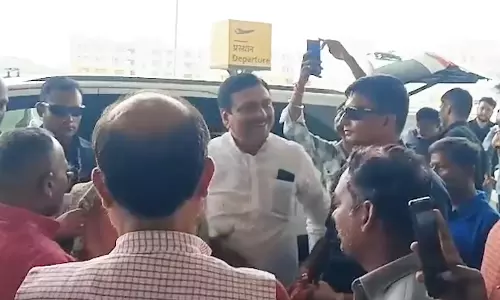 दो दिवसीय पटना दौरा पूरा कर दिल्ली रवाना हुए बीजेपी अध्यक्ष नितिन नबीन दो दिवसीय पटना दौरा पूरा कर दिल्ली रवाना हुए बीजेपी अध्यक्ष नितिन नबीन