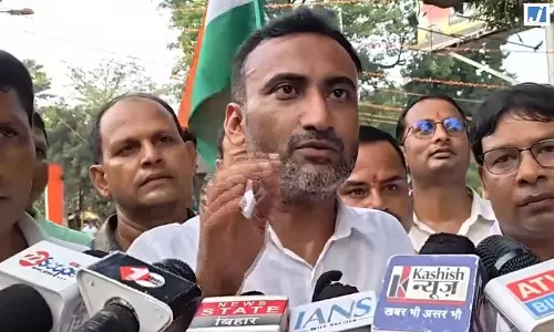 शिक्षक दिवस पर बिहार में शिक्षकों का प्रदर्शन, 7वें वेतन आयोग और पुरानी पेंशन की मांग शिक्षक दिवस पर बिहार में शिक्षकों का प्रदर्शन, 7वें वेतन आयोग और पुरानी पेंशन की मांग