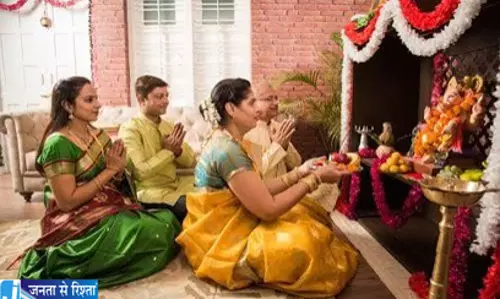 घर का माहौल बनाए रखें पॉजिटिव ये वास्तु टिप्स आएंगे काम घर का माहौल बनाए रखें पॉजिटिव ये वास्तु टिप्स आएंगे काम