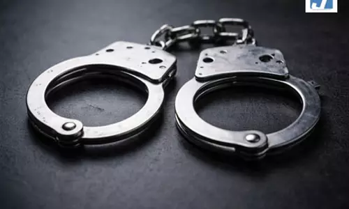 मध्य प्रदेश के नीमच में महिला से 58 लाख रुपए की अफीम बरामद