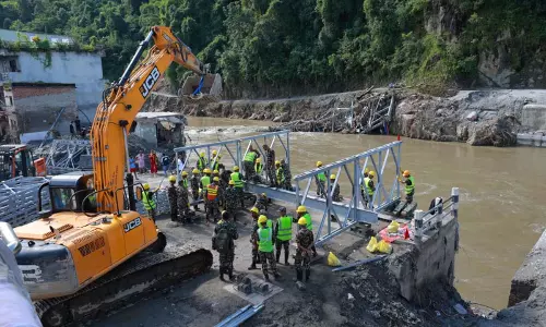 Nepal बाढ़ में सेना का बड़ा रेस्क्यू ऑपरेशन 20 हेलिकॉप्टर तैनात