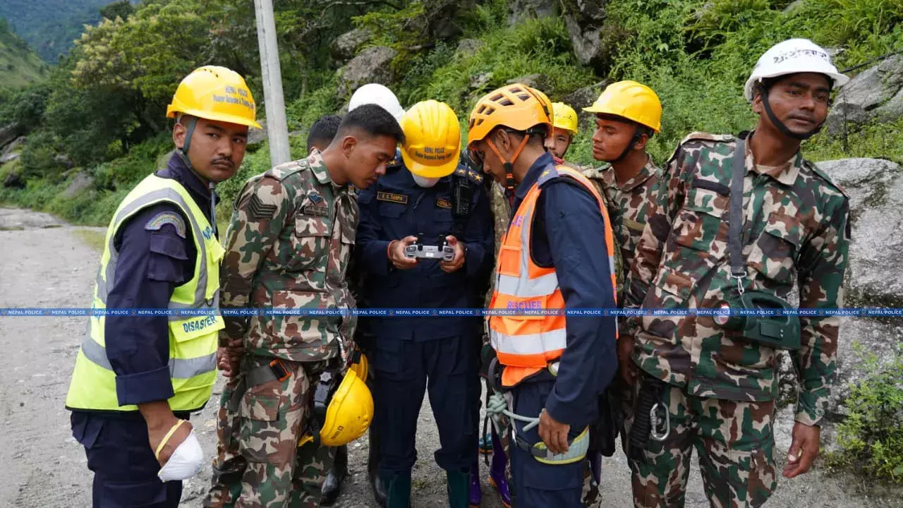 नेपाल बाढ़: तीन और भारतीय नागरिकों को सुरक्षित निकाला गया नेपाल बाढ़: तीन और भारतीय नागरिकों को सुरक्षित निकाला गया