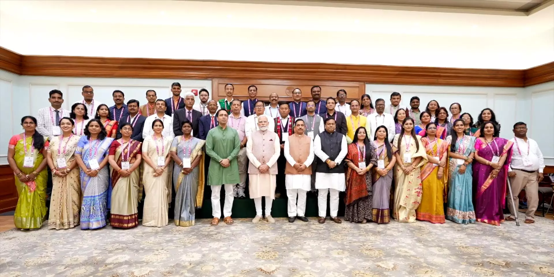 शिक्षकों संग पीएम मोदी की खास बातचीत, पब्लिक स्पीकिंग पर मांगे टिप्स, बच्चों की रिपोर्टिंग स्किल्स पर भी ली चुटकी शिक्षकों संग पीएम मोदी की खास बातचीत, पब्लिक स्पीकिंग पर मांगे टिप्स, बच्चों की रिपोर्टिंग स्किल्स पर भी ली चुटकी