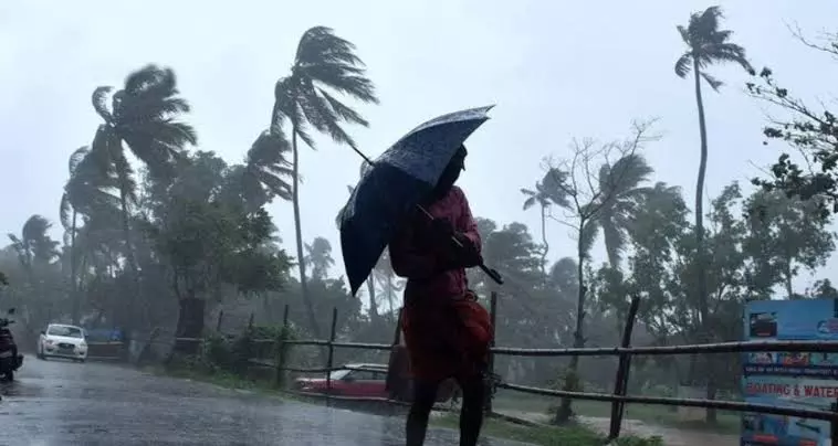 केरल को मिलेगी बारिश से राहत, प्रशासन ने दो जिलों को किया अलर्ट केरल को मिलेगी बारिश से राहत, प्रशासन ने दो जिलों को किया अलर्ट