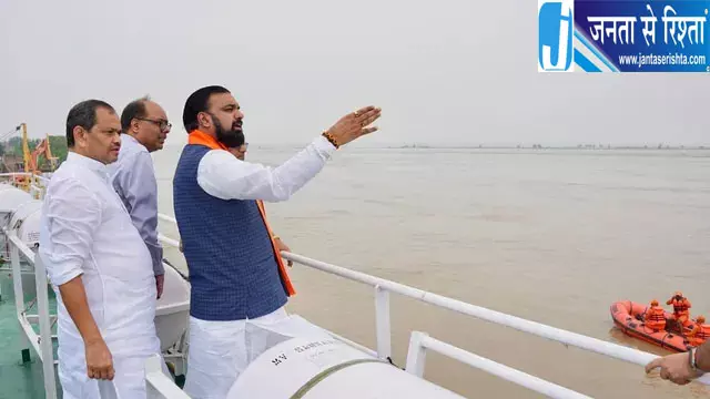 तटबंध पर हाई अलर्ट CM सम्राट चौधरी पहुंचे ग्राउंड जीरो तटबंध पर हाई अलर्ट CM सम्राट चौधरी पहुंचे ग्राउंड जीरो