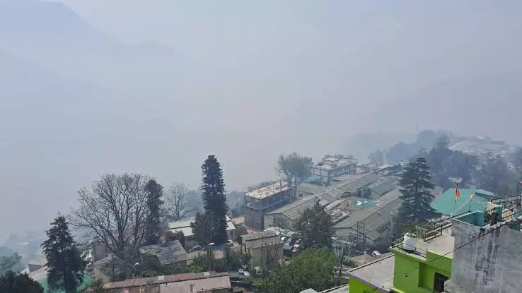 Dehradun: कई जिलों में भारी बारिश का अलर्ट, उत्तराखंड में जारी रहेगा बारिश का दौर Dehradun: कई जिलों में भारी बारिश का अलर्ट, उत्तराखंड में जारी रहेगा बारिश का दौर