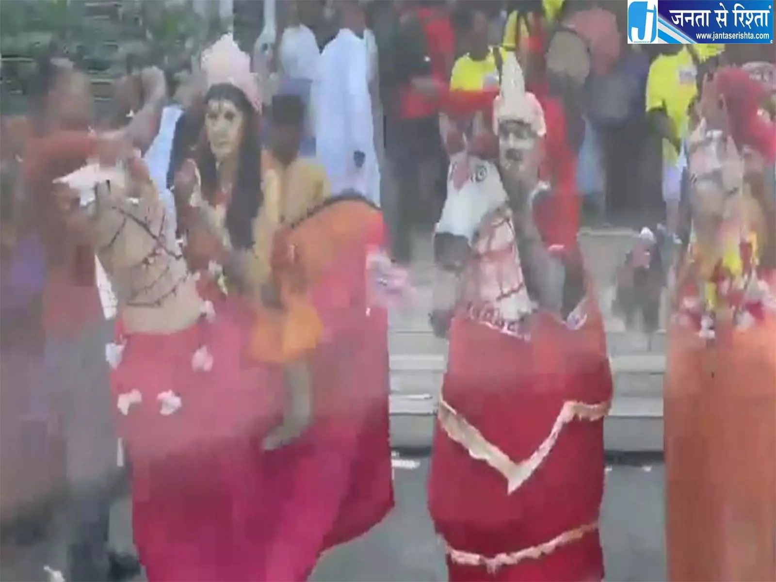 ढाका के ढाकेश्वरी मंदिर में धूमधाम से मना जन्माष्टमी पर्व ढाका के ढाकेश्वरी मंदिर में धूमधाम से मना जन्माष्टमी पर्व