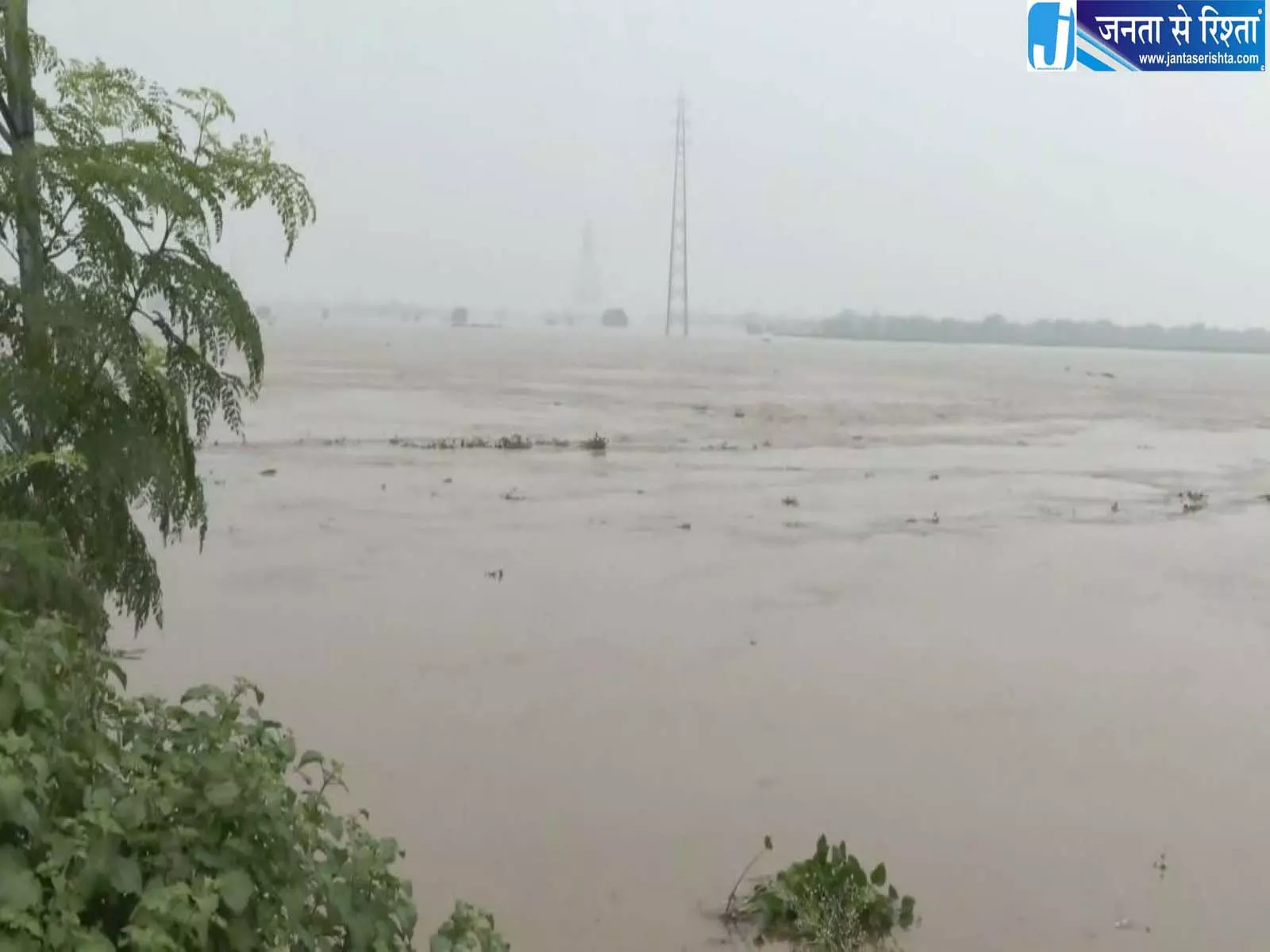 गंगा किनारे 13 जिलों की निगरानी करेंगे मंत्री CM सम्राट ने लिया हवाई जायजा गंगा किनारे 13 जिलों की निगरानी करेंगे मंत्री CM सम्राट ने लिया हवाई जायजा