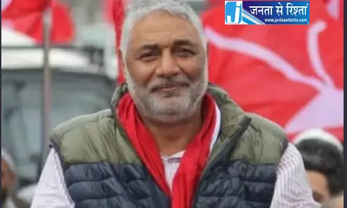 सोपोर विधायक ने पुल मरम्मत पर जताई नाराजगी सोपोर विधायक ने पुल मरम्मत पर जताई नाराजगी