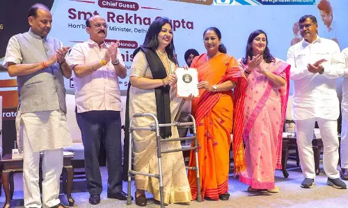 दिल्ली CM ने 118 शिक्षकों को सम्मानित किया