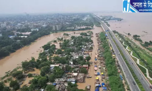 पटना में गंगा का रौद्र रूप रिकॉर्ड स्तर पार