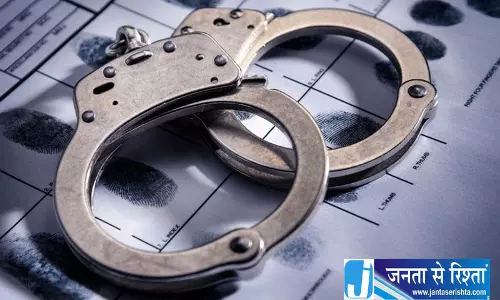 गुरुग्राम में गहने-नकदी चोरी, महिला गिरफ्तार गुरुग्राम में गहने-नकदी चोरी, महिला गिरफ्तार
