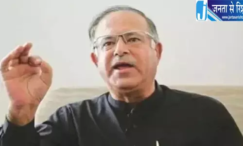 जम्मू-कश्मीर राज्य दर्जे पर कांग्रेस का हमला जम्मू-कश्मीर राज्य दर्जे पर कांग्रेस का हमला
