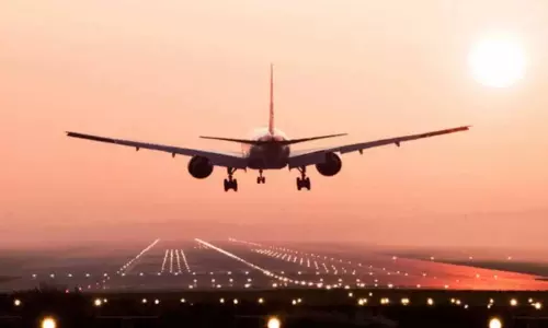 World: कैलिफ़ोर्निया में छोटा विमान दुर्घटनाग्रस्त, 2 की मौत, 2 की हालत गंभीर