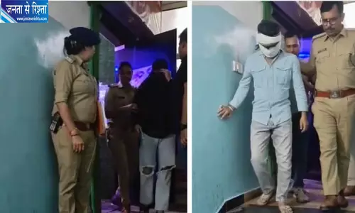 ग्वालियर में स्पा सेंटर पर पुलिस की छापेमारी संदिग्ध गतिविधियों के आरोप में चार लोग हिरासत में ग्वालियर में स्पा सेंटर पर पुलिस की छापेमारी संदिग्ध गतिविधियों के आरोप में चार लोग हिरासत में