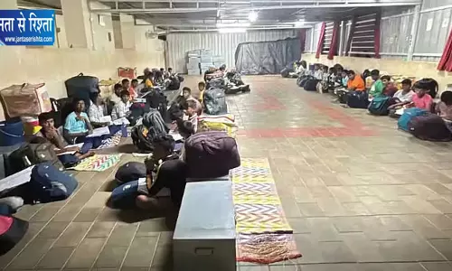 सरकारी स्कूल की व्यवस्था पर उठे सवाल सरकारी स्कूल की व्यवस्था पर उठे सवाल