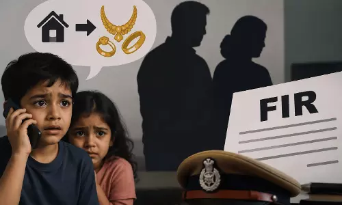 दंपत्ति पर FIR, बच्चों को डराकर घर से गहने मंगवाने का आरोप
