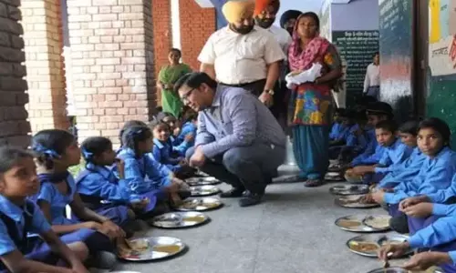 मिड-डे मील भुगतान में जीएसटी बनी बाधा