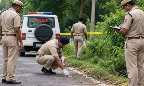 शिवसागर में बवाल: मौतों की गुत्थी सुलझाने पुलिस को 24 घंटे शिवसागर में बवाल: मौतों की गुत्थी सुलझाने पुलिस को 24 घंटे
