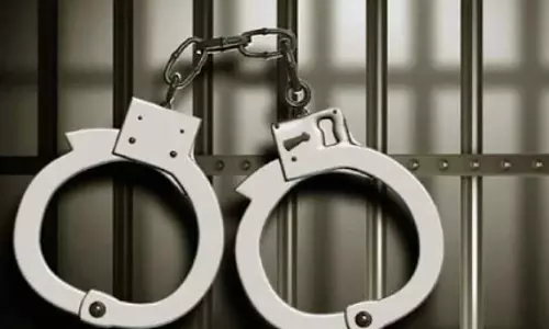 दही-हांडी में बदसलूकी: पुलिस ने आरोपी को किया गिरफ्तार दही-हांडी में बदसलूकी: पुलिस ने आरोपी को किया गिरफ्तार