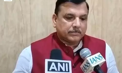 सत्य निकेतन इमारत हादसे पर संजय सिंह बोले प्रशासनिक लापरवाही से होते हैं ऐसे हादसे सत्य निकेतन इमारत हादसे पर संजय सिंह बोले प्रशासनिक लापरवाही से होते हैं ऐसे हादसे