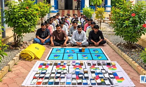 SMC का बड़ा एक्शन, जुए की महफिल पर रेड 42 जुआरी गिरफ्तार SMC का बड़ा एक्शन, जुए की महफिल पर रेड 42 जुआरी गिरफ्तार