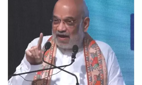 सत्य निकेतन इमारत हादसे पर अमित शाह ने CM रेखा गुप्ता से ली जानकारी