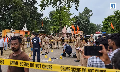 चार साल की बच्ची से कथित दुष्कर्म, गांव में फूटा लोगों का गुस्सा