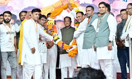 तीजा-पोरा पर CM साय का बड़ा तोहफा, सर्व समाज भवन के लिए 50 लाख की घोषणा तीजा-पोरा पर CM साय का बड़ा तोहफा, सर्व समाज भवन के लिए 50 लाख की घोषणा