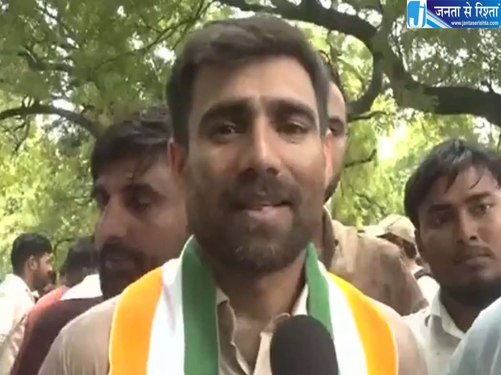 निशु आजाद के पिता से हमले का मामला NSUI ने BJP पर लगाए आरोप निशु आजाद के पिता से हमले का मामला NSUI ने BJP पर लगाए आरोप