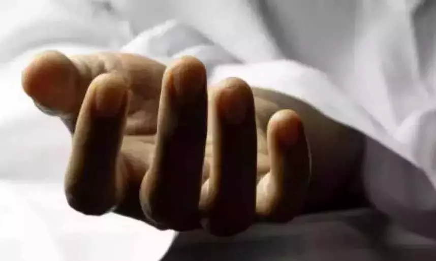 Andhra: अमेरिका में सड़क हादसे में अनंतपुर के एक व्यक्ति की मौत Andhra: अमेरिका में सड़क हादसे में अनंतपुर के एक व्यक्ति की मौत