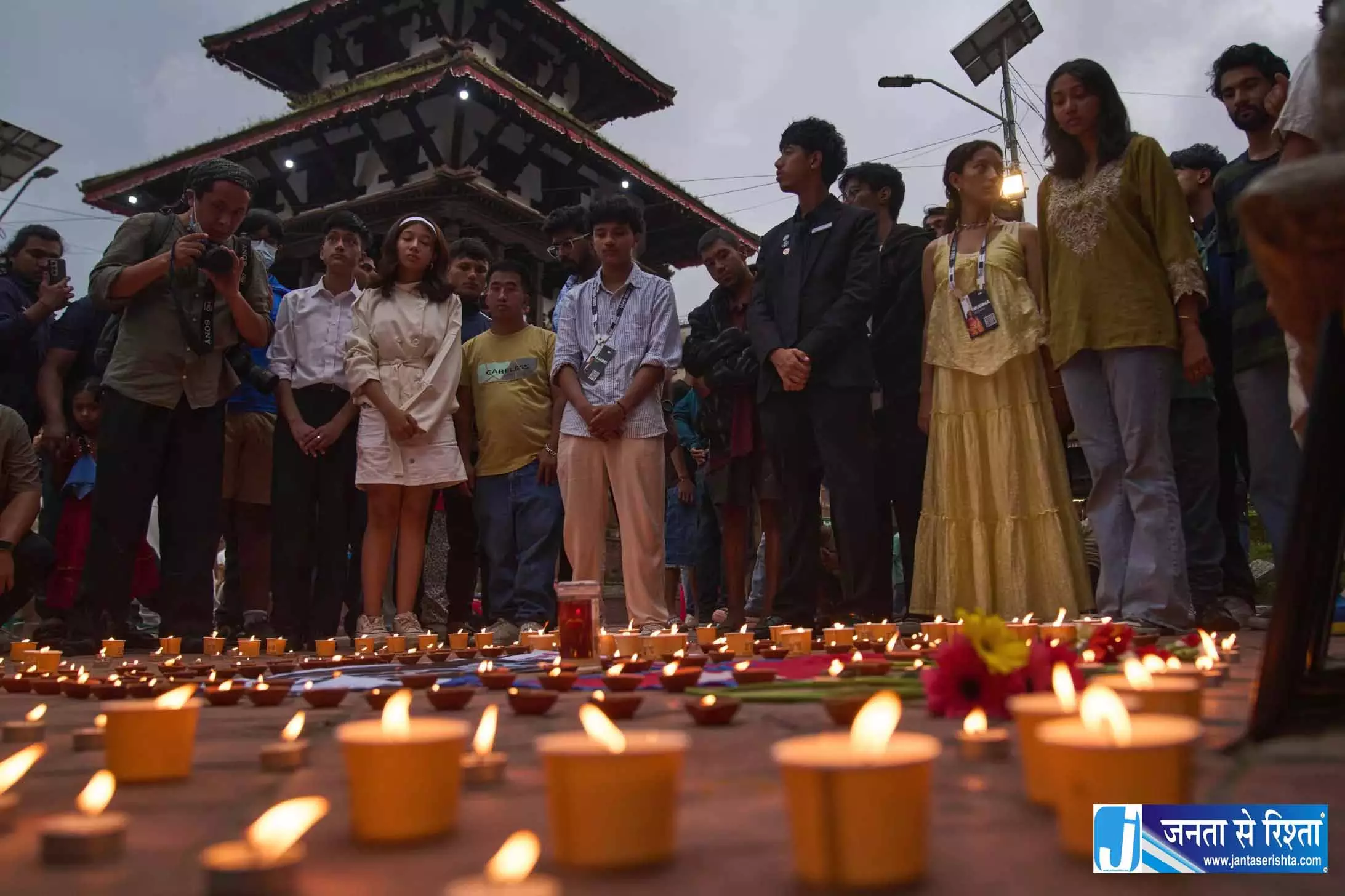 नेपाल में बाढ़ के दौरान लापता हुए पर्यटकों के 23 रिश्तेदारों से DNA सैंपल लिए गए नेपाल में बाढ़ के दौरान लापता हुए पर्यटकों के 23 रिश्तेदारों से DNA सैंपल लिए गए
