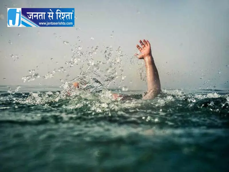 डोडा में महिला चिनाब नदी में कूदी, तलाशी अभियान शुरू डोडा में महिला चिनाब नदी में कूदी, तलाशी अभियान शुरू