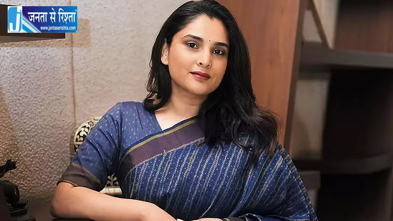 सोशल मीडिया अपमान पर राम्या का बड़ा बयान सोशल मीडिया अपमान पर राम्या का बड़ा बयान