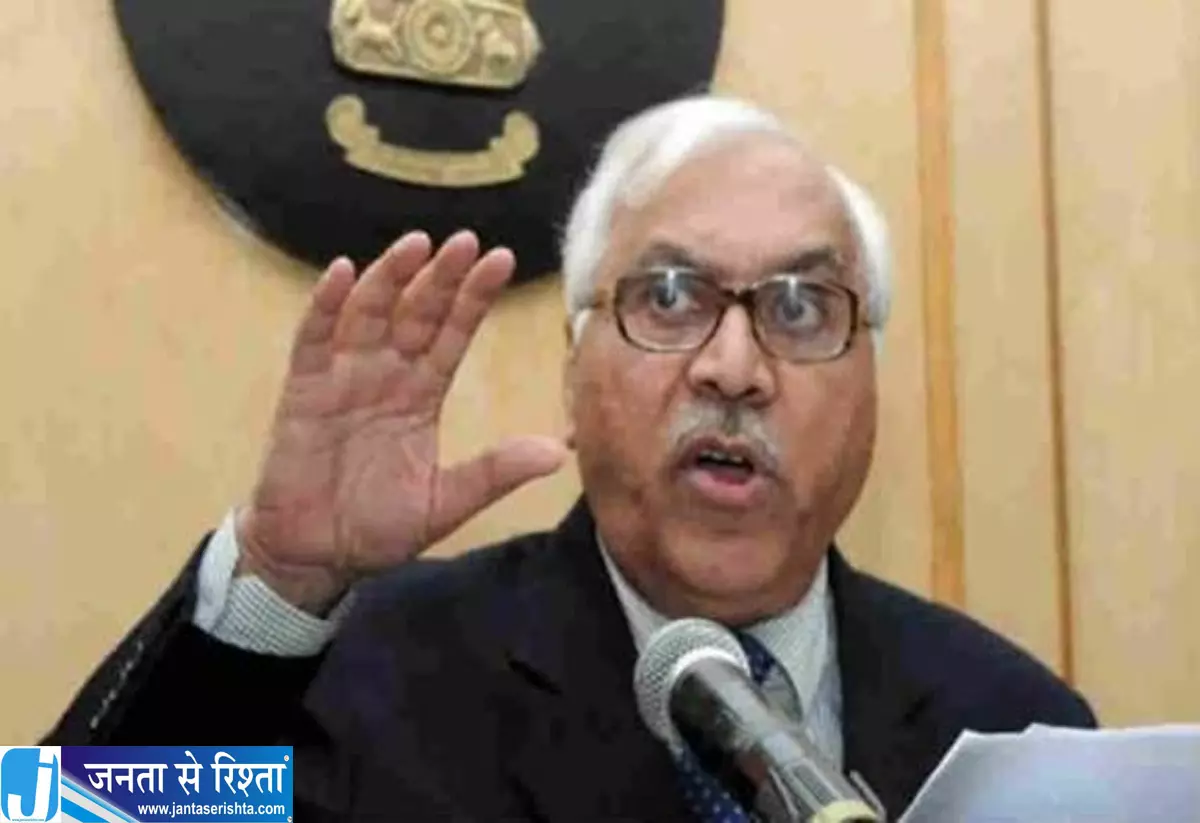वोटर लिस्ट विवाद में पूर्व CEC कुरैशी की एंट्री चुनाव आयोग पर साधा निशाना वोटर लिस्ट विवाद में पूर्व CEC कुरैशी की एंट्री चुनाव आयोग पर साधा निशाना