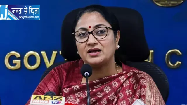 मलबे में दबे लोगों को बचाने की कोशिश जारी मलबे में दबे लोगों को बचाने की कोशिश जारी