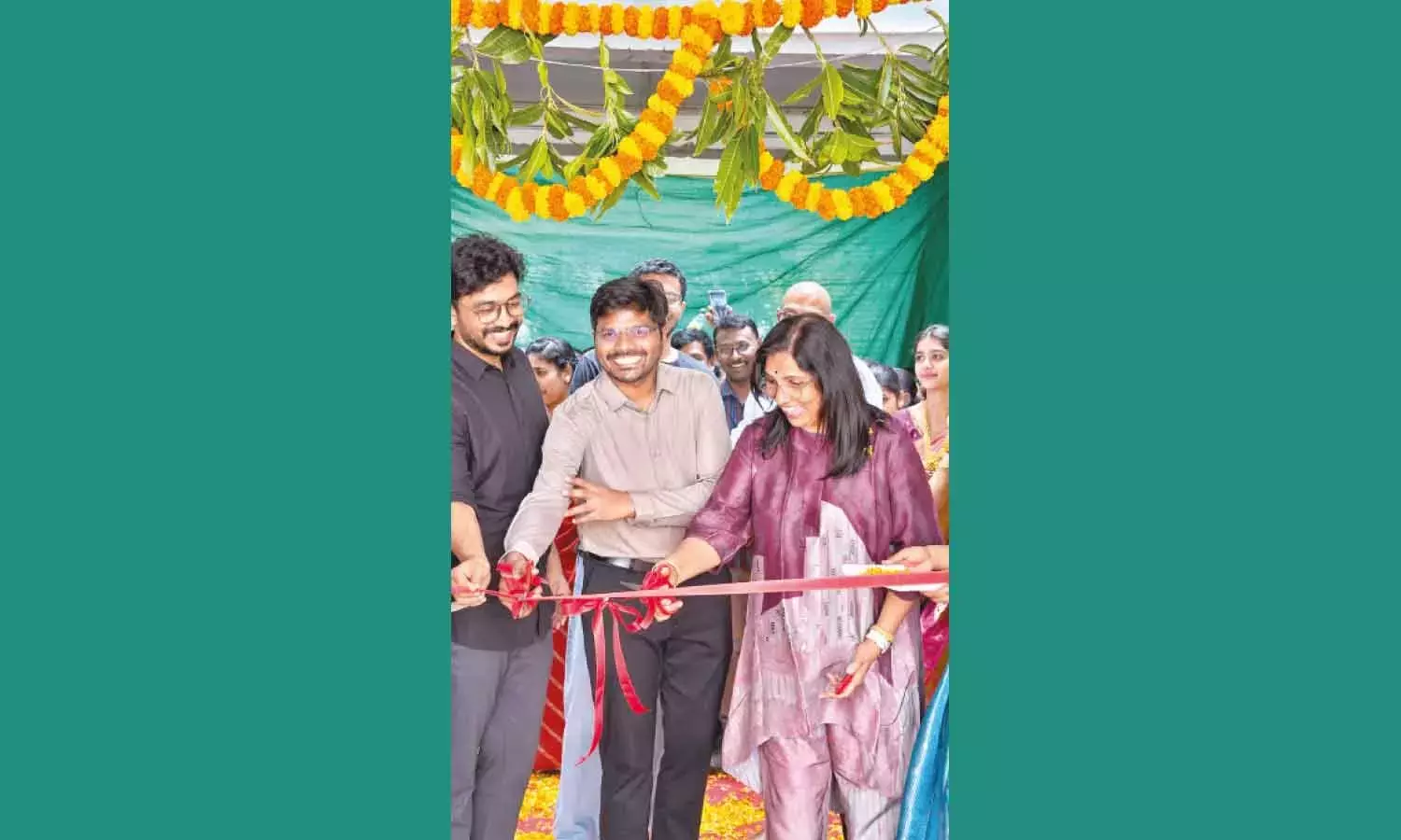 Andhra: ग्रैंड अशोका स्पोर्ट्स एरिना का उद्घाटन किया गया Andhra: ग्रैंड अशोका स्पोर्ट्स एरिना का उद्घाटन किया गया