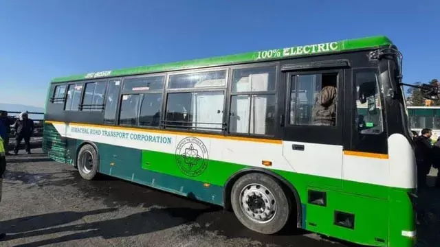 इलेक्ट्रिक बसों को यात्रियों का अच्छा रिस्पॉन्स इलेक्ट्रिक बसों को यात्रियों का अच्छा रिस्पॉन्स