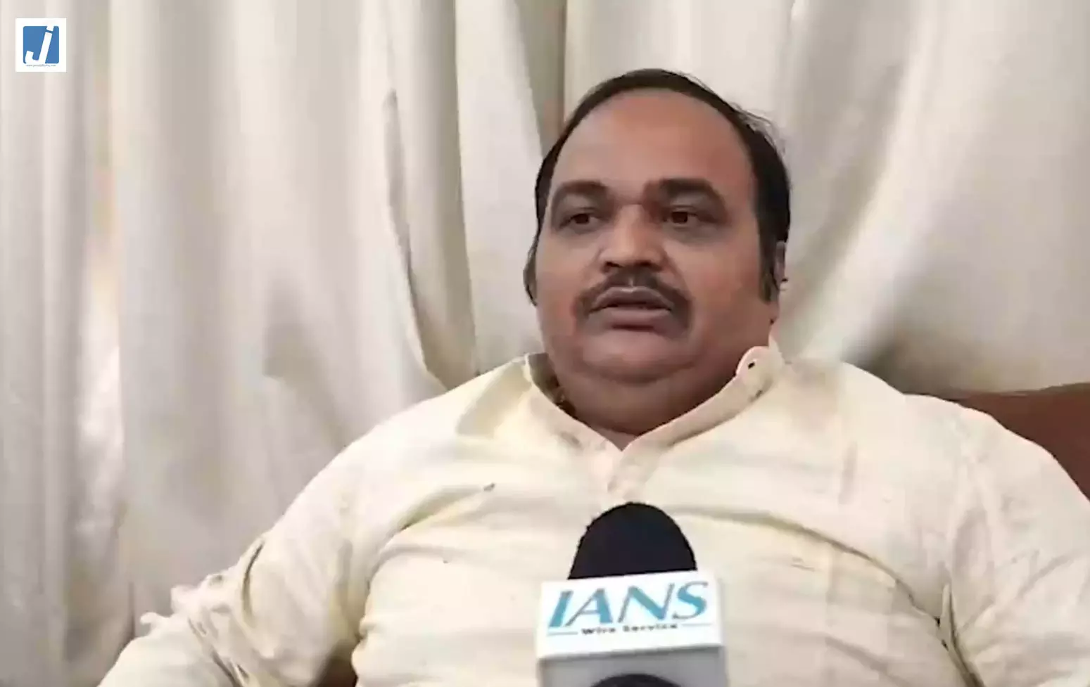 नवरात्रि और गरबा पर शिवसेना UBT नेता आनंद दुबे बोले माताओं बहनों की आस्था का पर्व नवरात्रि और गरबा पर शिवसेना UBT नेता आनंद दुबे बोले माताओं बहनों की आस्था का पर्व