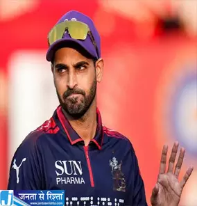 वर्ल्ड कप वापसी पर भुवनेश्वर कुमार का बड़ा बयान फैंस की उम्मीदें बढ़ीं वर्ल्ड कप वापसी पर भुवनेश्वर कुमार का बड़ा बयान फैंस की उम्मीदें बढ़ीं