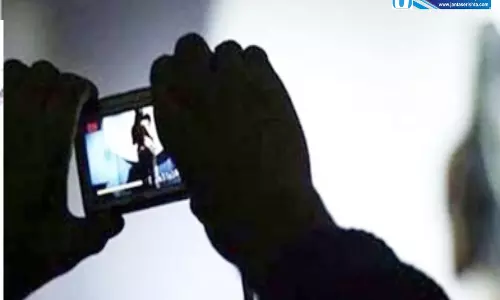 महिला ने फोटो वायरल करने की धमकी से नेता पर लगाया गंभीर आरोप