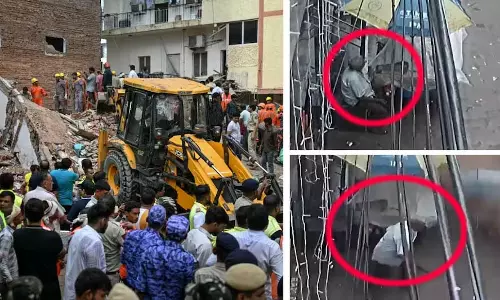 सत्य निकेतन इमारत हादसा LIVE वीडियो: मरने वालों की संख्या 6 हुई, बचाव अभियान जारी सत्य निकेतन इमारत हादसा LIVE वीडियो: मरने वालों की संख्या 6 हुई, बचाव अभियान जारी