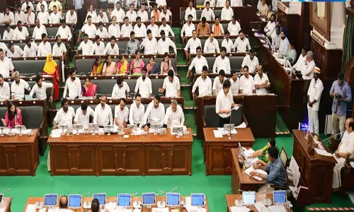 DMK के हमलों पर CM विजय करेंगे पलटवार विधानसभा में बढ़ेगा सियासी पारा DMK के हमलों पर CM विजय करेंगे पलटवार विधानसभा में बढ़ेगा सियासी पारा