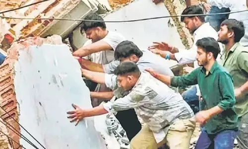 मां की एक हिदायत ने बचाई छात्र की जान, जन्मदिन पर PG से गया था चाचा के घर