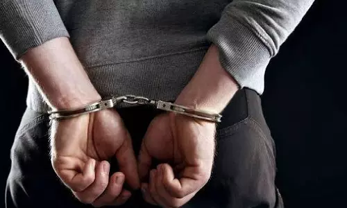 Mumbai: सोशल मीडिया इन्वेस्टमेंट के नाम पर ठगी, दो आरोपित पुलिस की गिरफ्त में