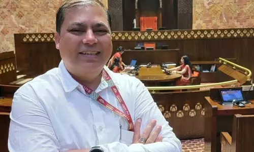 नदीमुल हक से जुड़े सात ठिकानों पर ED की कार्रवाई नदीमुल हक से जुड़े सात ठिकानों पर ED की कार्रवाई