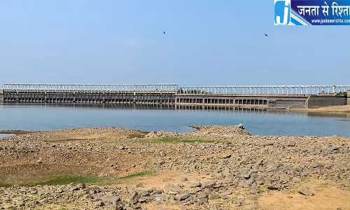 काबिनी और KRS का जलस्तर घटा किसानों की बढ़ी चिंता काबिनी और KRS का जलस्तर घटा किसानों की बढ़ी चिंता