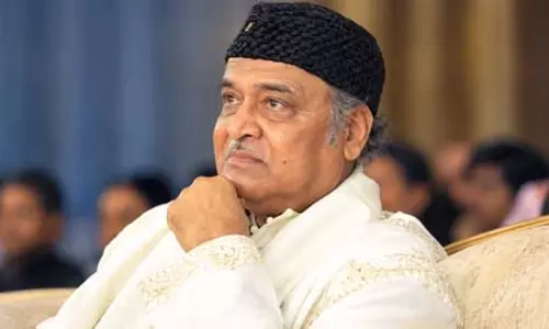 भूपेन हजारिका: असम की मिट्टी से निकली वह आवाज, जिसे शोहरत तो मिली पर संघर्ष ने नहीं छोड़ा पीछा भूपेन हजारिका: असम की मिट्टी से निकली वह आवाज, जिसे शोहरत तो मिली पर संघर्ष ने नहीं छोड़ा पीछा